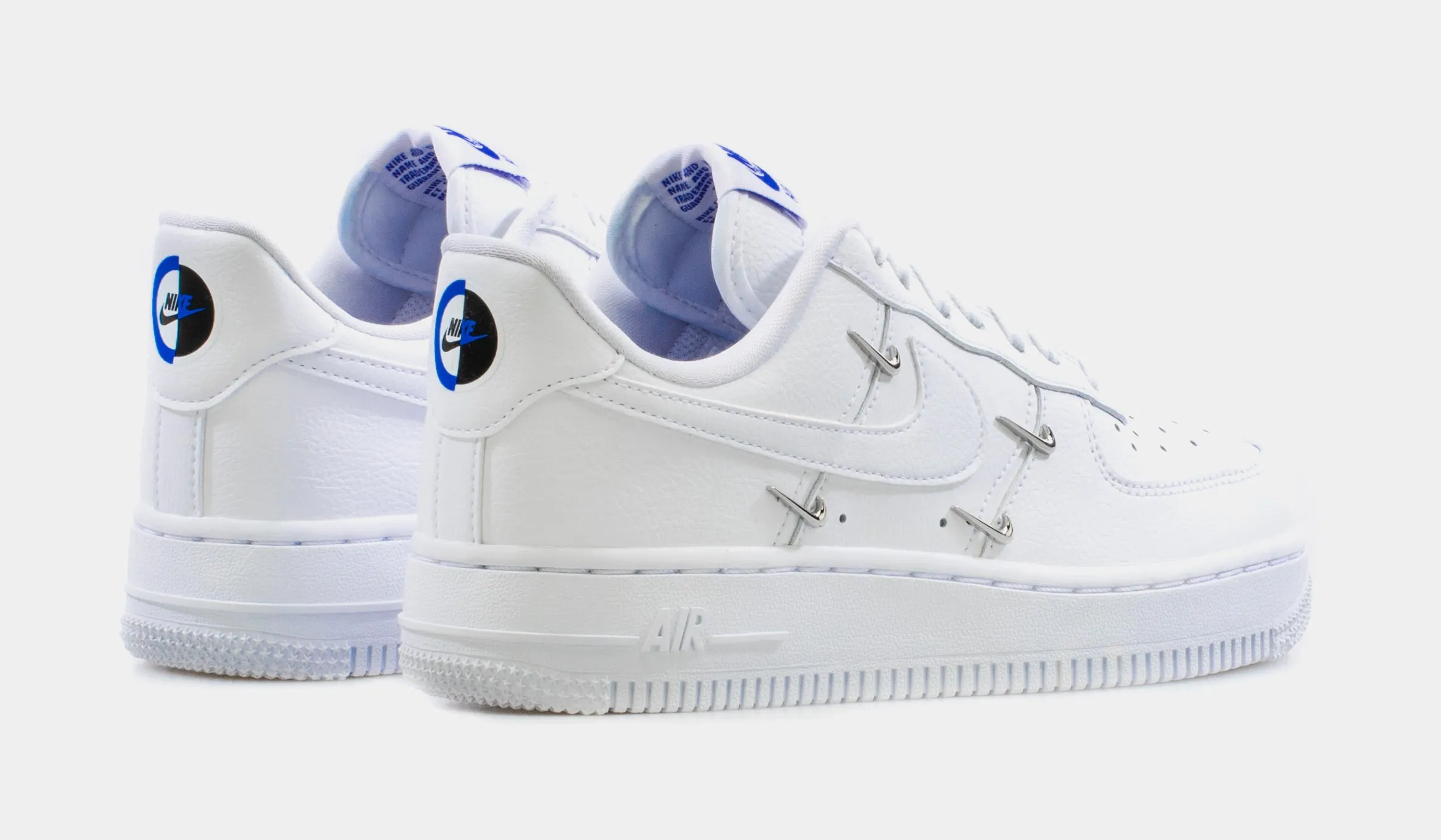 Air Force 1 LX Womens Lifestyle Shoe (White)