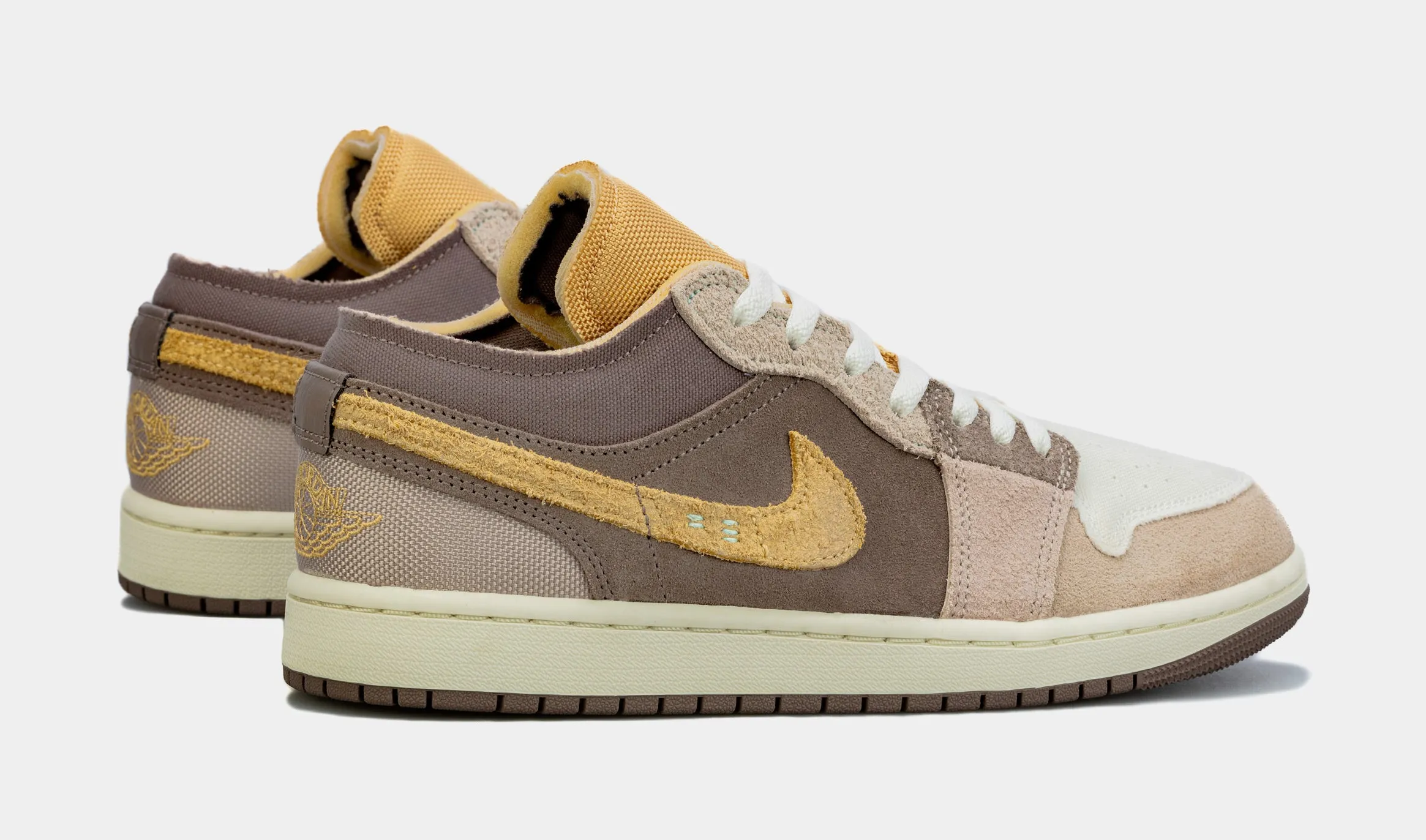 Air Jordan 1 Retro Low SE Craft Taupe Haze Mens Lifestyle Shoes (Brown/Beige)