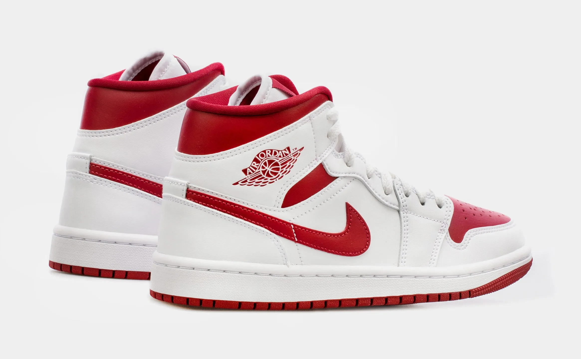 Air Jordan 1 Retro Mid Red Toe Womens Lifestyle Shoe (White/Red)