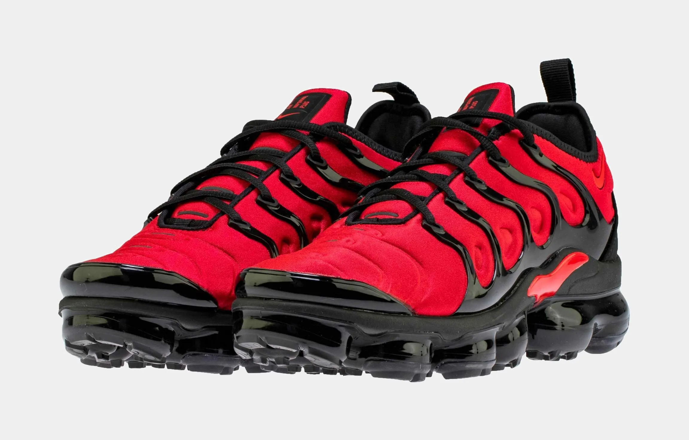 Air Vapormax Plus Mens Running Shoes (Red/Black)