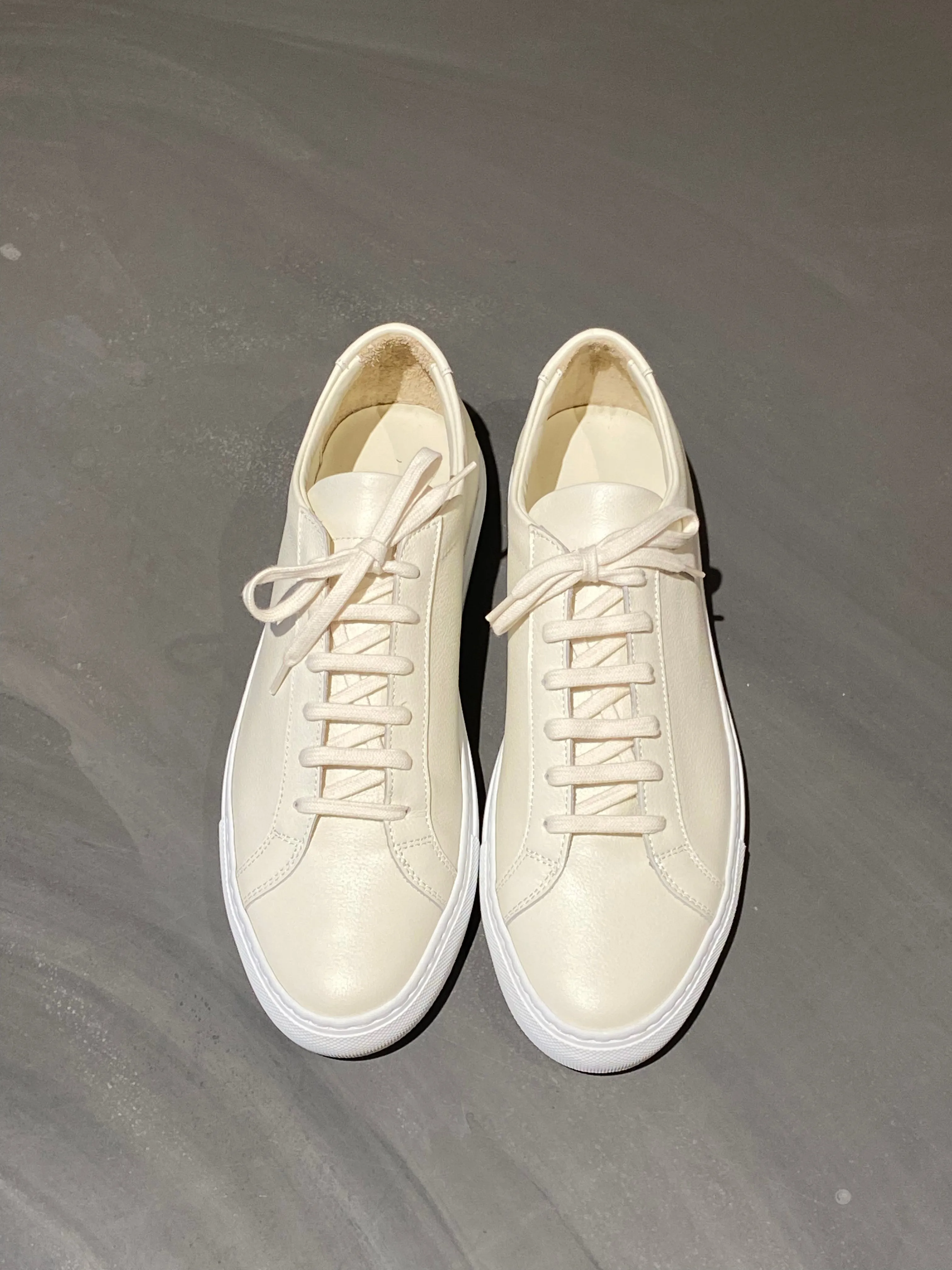 COMMON PROJECTS 2385 ACHILLES CONTRAST SOLE OFF-WHITE