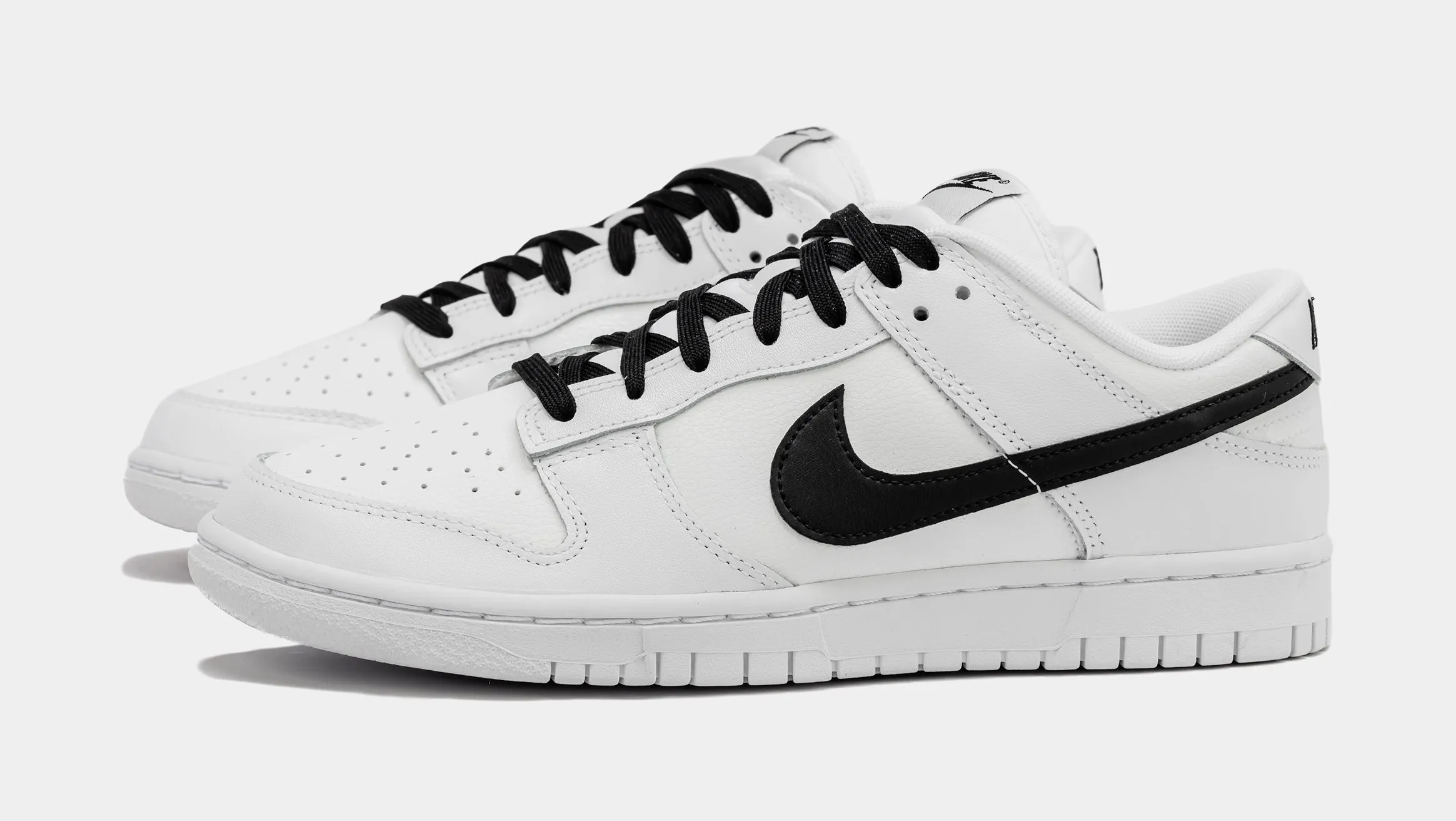 Dunk Low White Black Mens Lifestyle Shoes (White/Black) Free Shipping