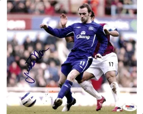 James McFadden Autographed 8x10 Photo Everton PSA/DNA #U54957