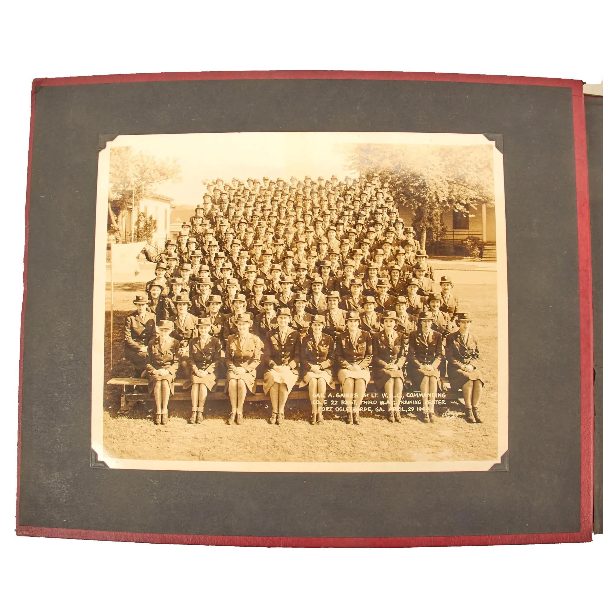 Original U.S. WWII Women's Army Corps WAC Named Uniform and Photo Album Grouping For PFC Daisy I. Rushing, 7th Army