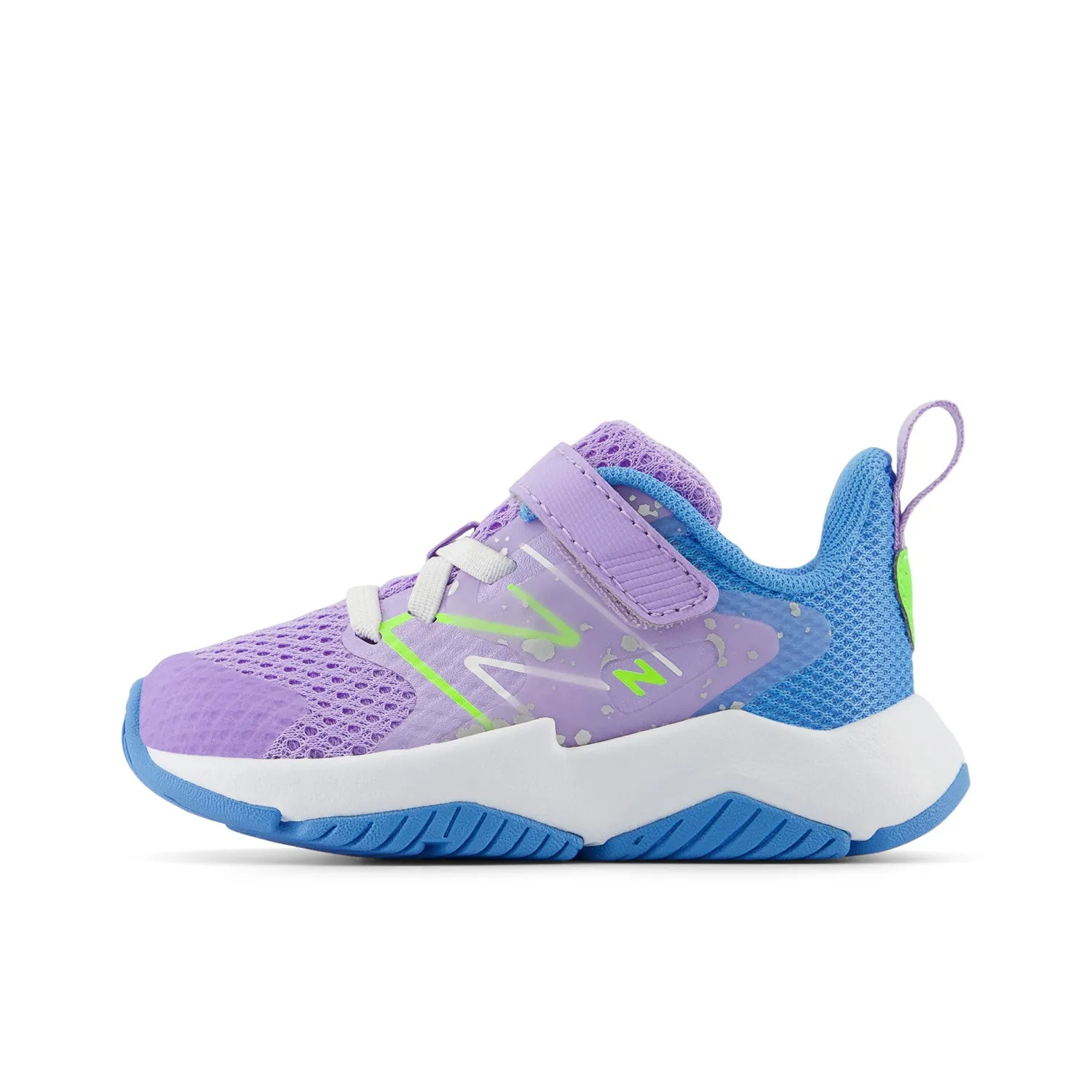 Toddler's New Balance Rave Run v2 Bungee Lace with Top Strap Color: lilac Glo with Sky Blue